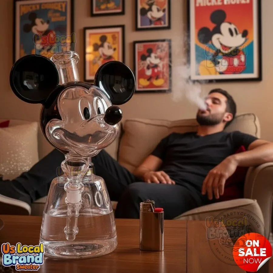 Mickey Mouse Glass Water Pipe Smoking Bong with Cartoon Character Design 3 Mickey Mouse Glass Water Pipe Smoking Bong with Cartoon Character Design