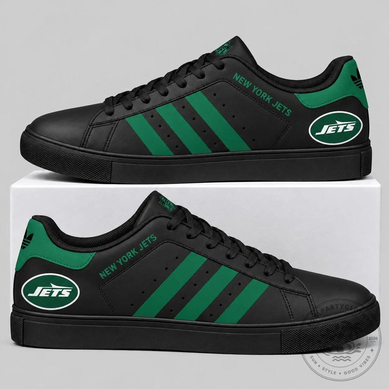 New York Jets NFL Football Team Logo Black and Green Low Top Sneakers 3 New York Jets NFL Football Team Logo Black and Green Low Top Sneakers